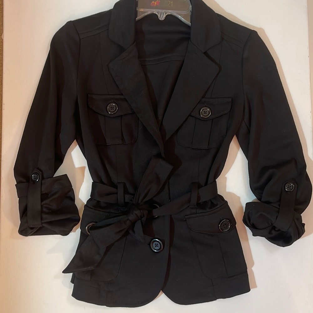 Very sharp 21 jacket in black. A S/P.